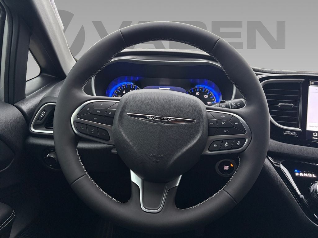 2026 Chrysler Voyager VOYAGER LX