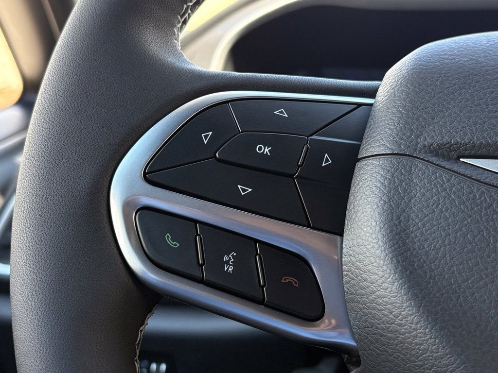 2027 Chrysler Pacifica PACIFICA LIMITED