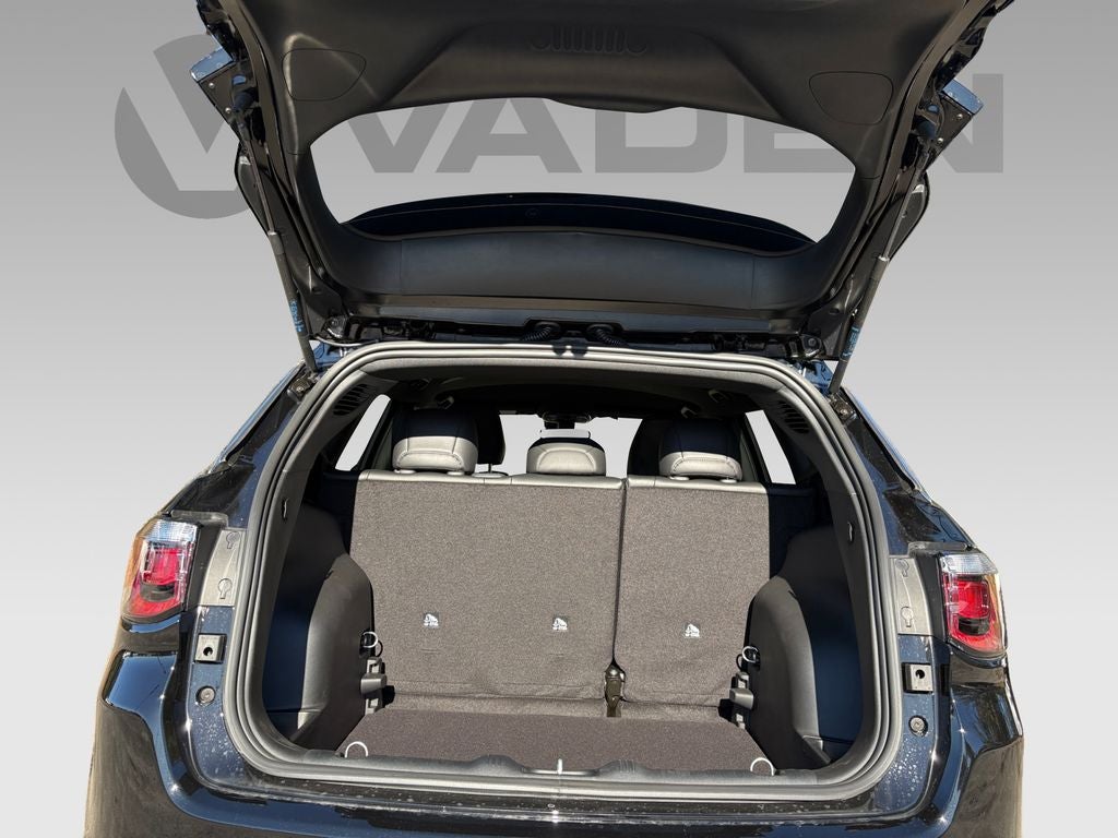 2026 Jeep Compass COMPASS LATITUDE 4X4