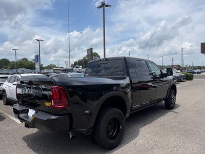 2026 RAM Ram 3500 RAM 3500 LIMITED MEGA CAB 4X4 6'4' BOX