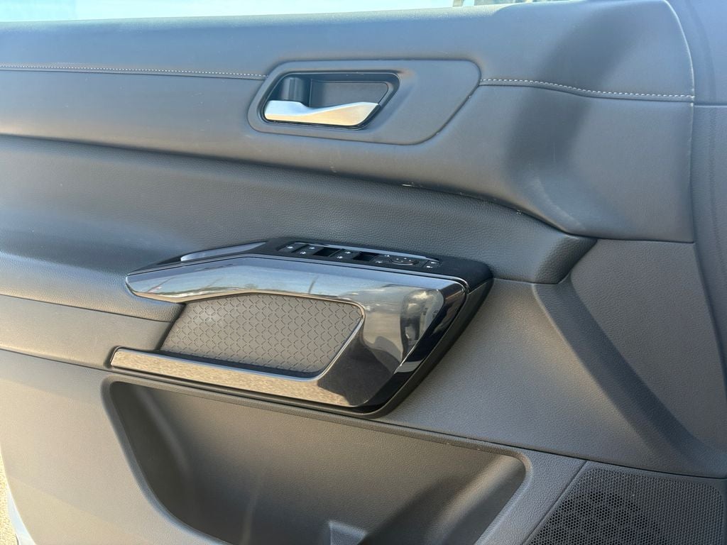 2022 Nissan Pathfinder SV 4WD