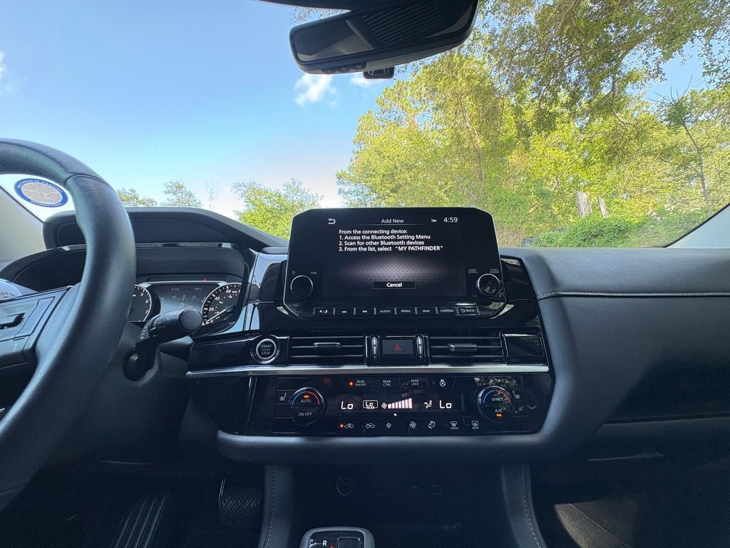 2024 Nissan Pathfinder SL 4WD
