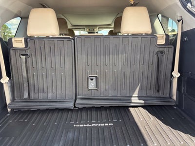 2023 Toyota Highlander Platinum