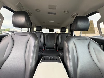 2023 Kia Carnival MPV LX Seat Package