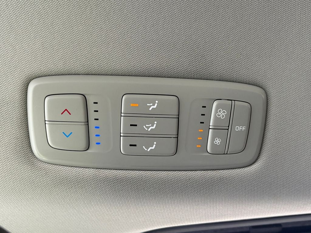 2023 Kia Carnival MPV LX Seat Package