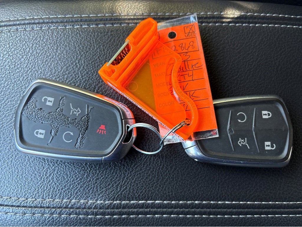 2023 Cadillac XT4 FWD Premium Luxury