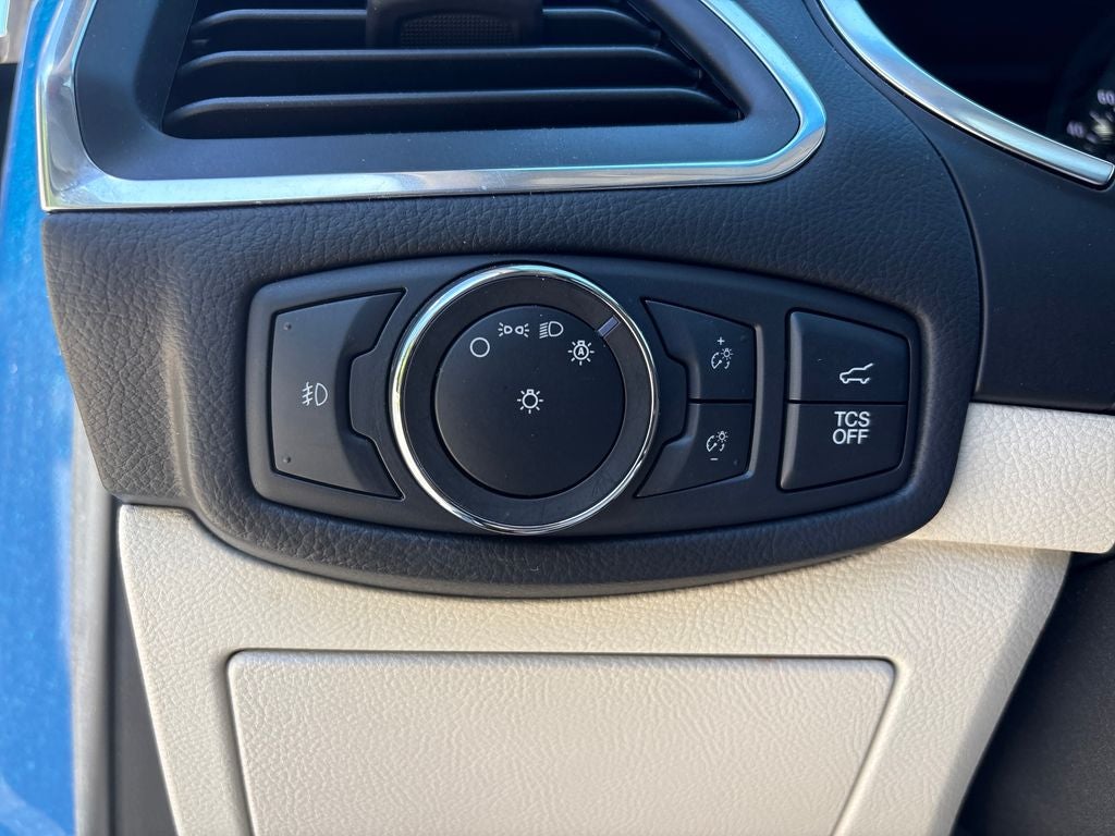 2020 Ford Edge Titanium