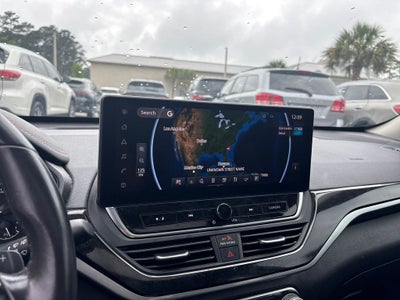 2023 Nissan Altima SR