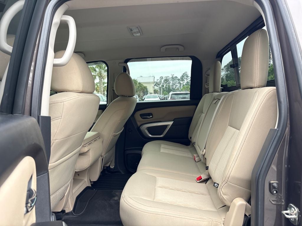 2017 Nissan Titan XD SV