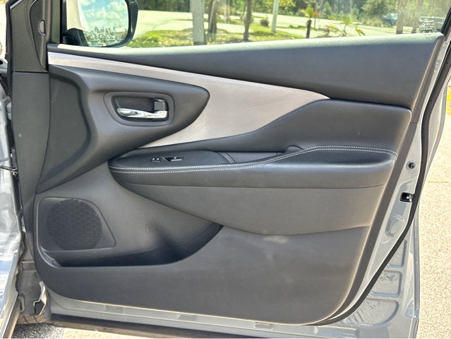 2022 Nissan Murano SV