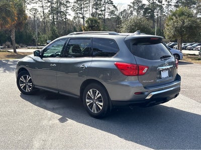 2020 Nissan Pathfinder SL