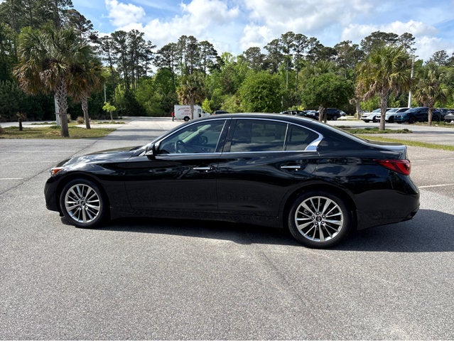 2023 INFINITI Q50 LUXE