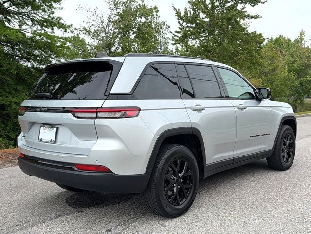2024 Jeep Grand Cherokee Altitude