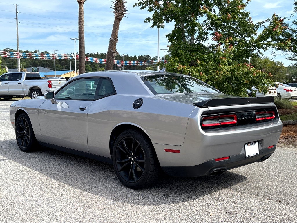 2018 Dodge Challenger SXT Plus