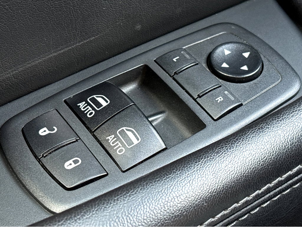 2018 Dodge Challenger SXT Plus