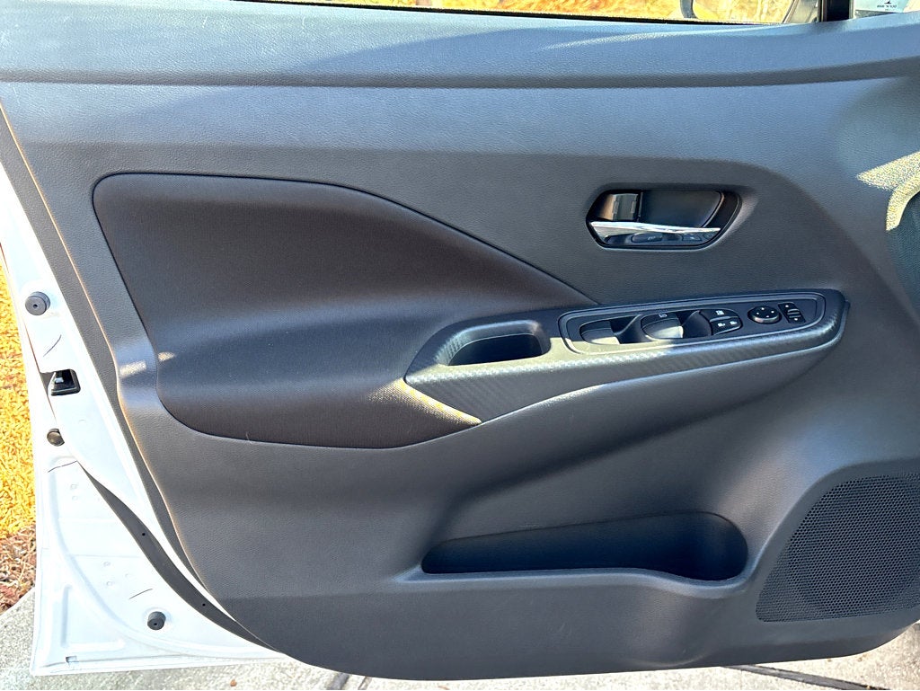 2022 Nissan Versa SV