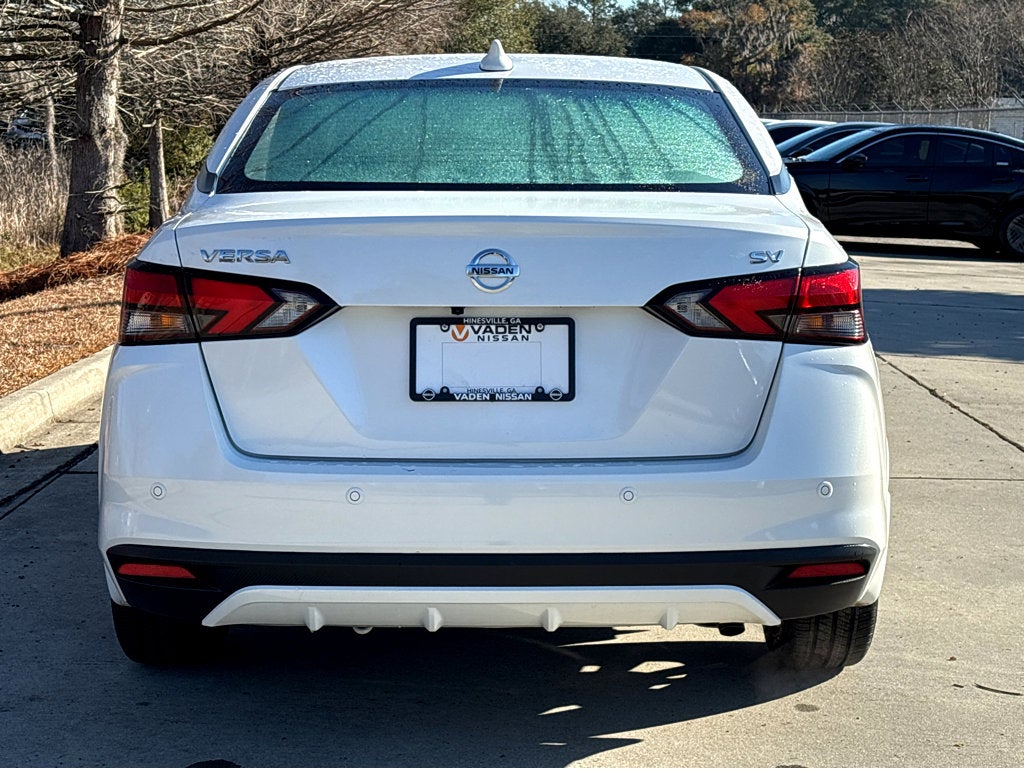 2022 Nissan Versa SV