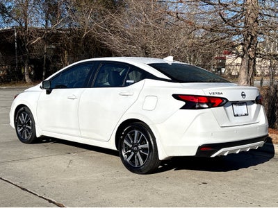 2022 Nissan Versa SV
