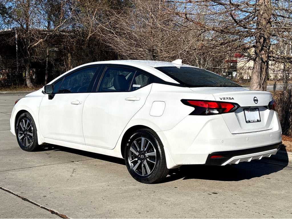 2022 Nissan Versa SV