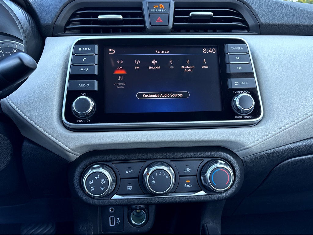 2022 Nissan Versa SV