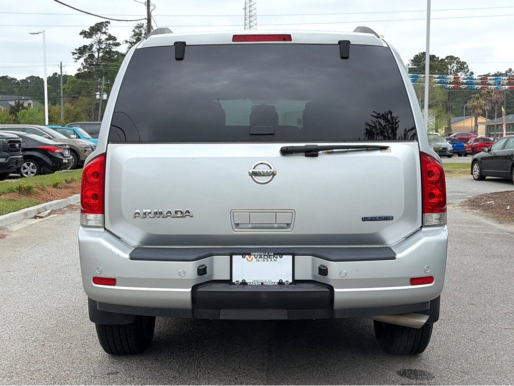 2015 Nissan Armada SV