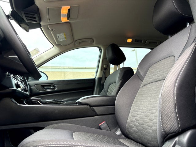 2024 Nissan Pathfinder S