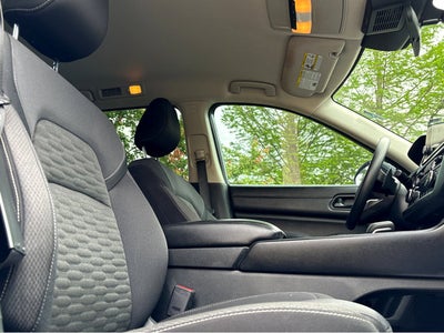 2024 Nissan Pathfinder S