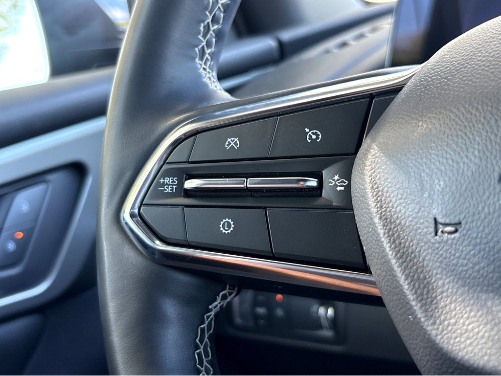 2025 Chevrolet Traverse FWD LT