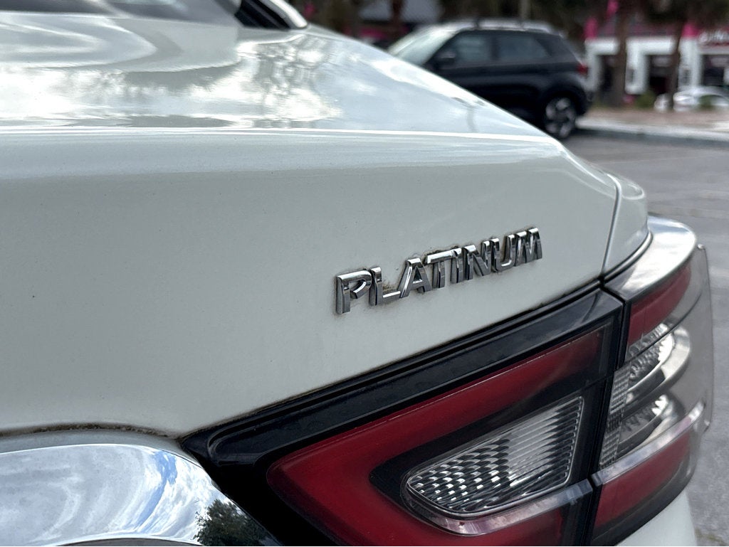 2023 Nissan Maxima Platinum