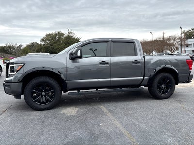 2024 Nissan Titan SV