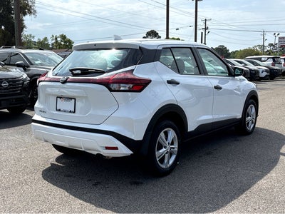 2025 Nissan Kicks Play S