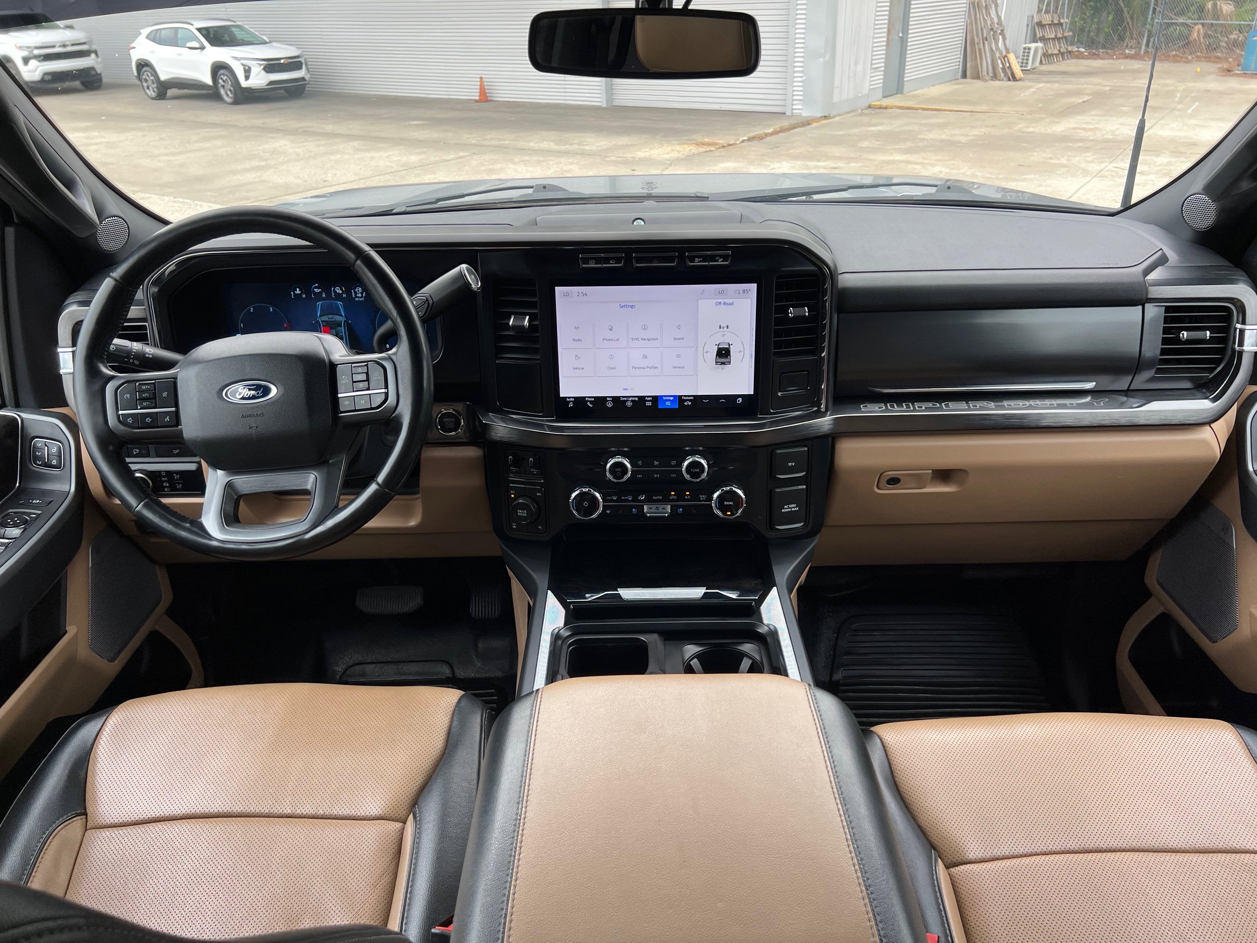 2024 Ford Super Duty F-350 SRW LARIAT