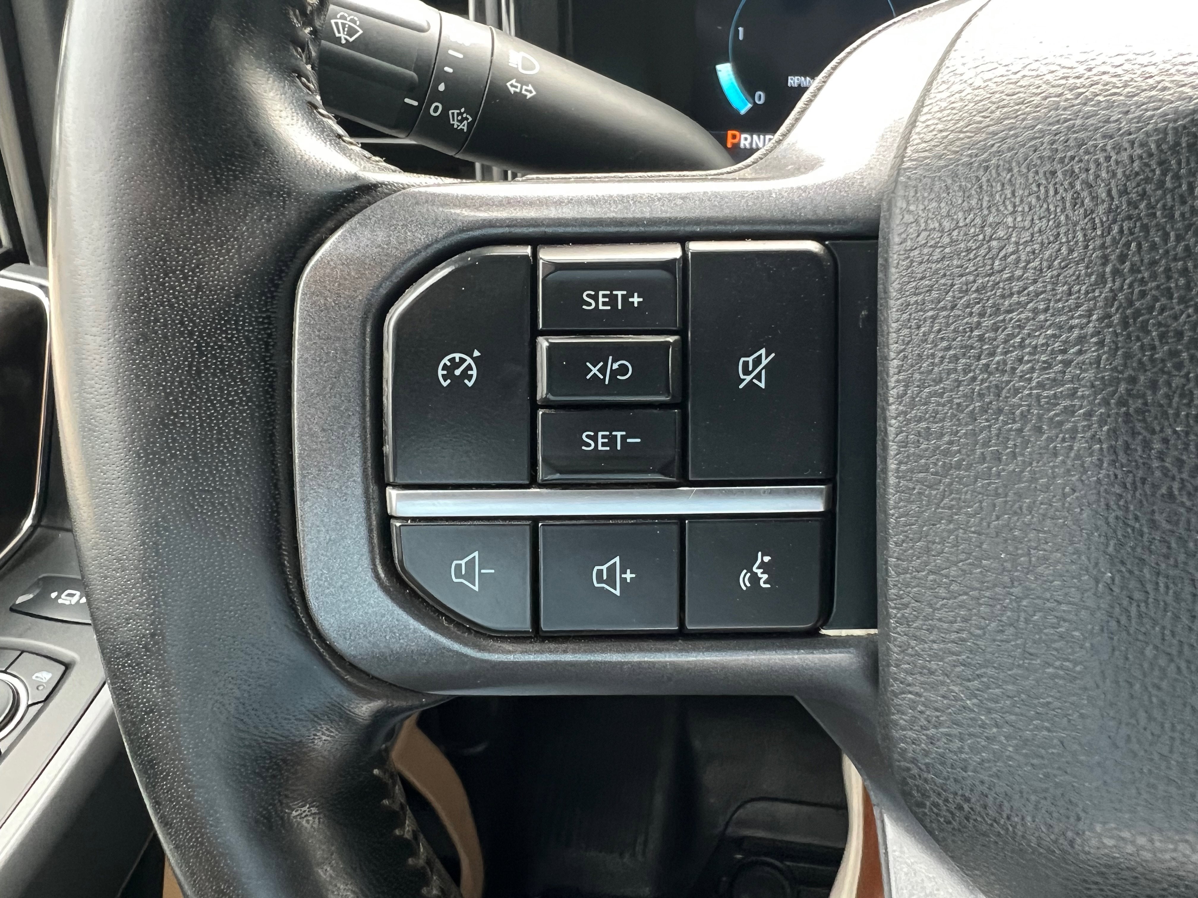 2024 Ford Super Duty F-350 SRW LARIAT