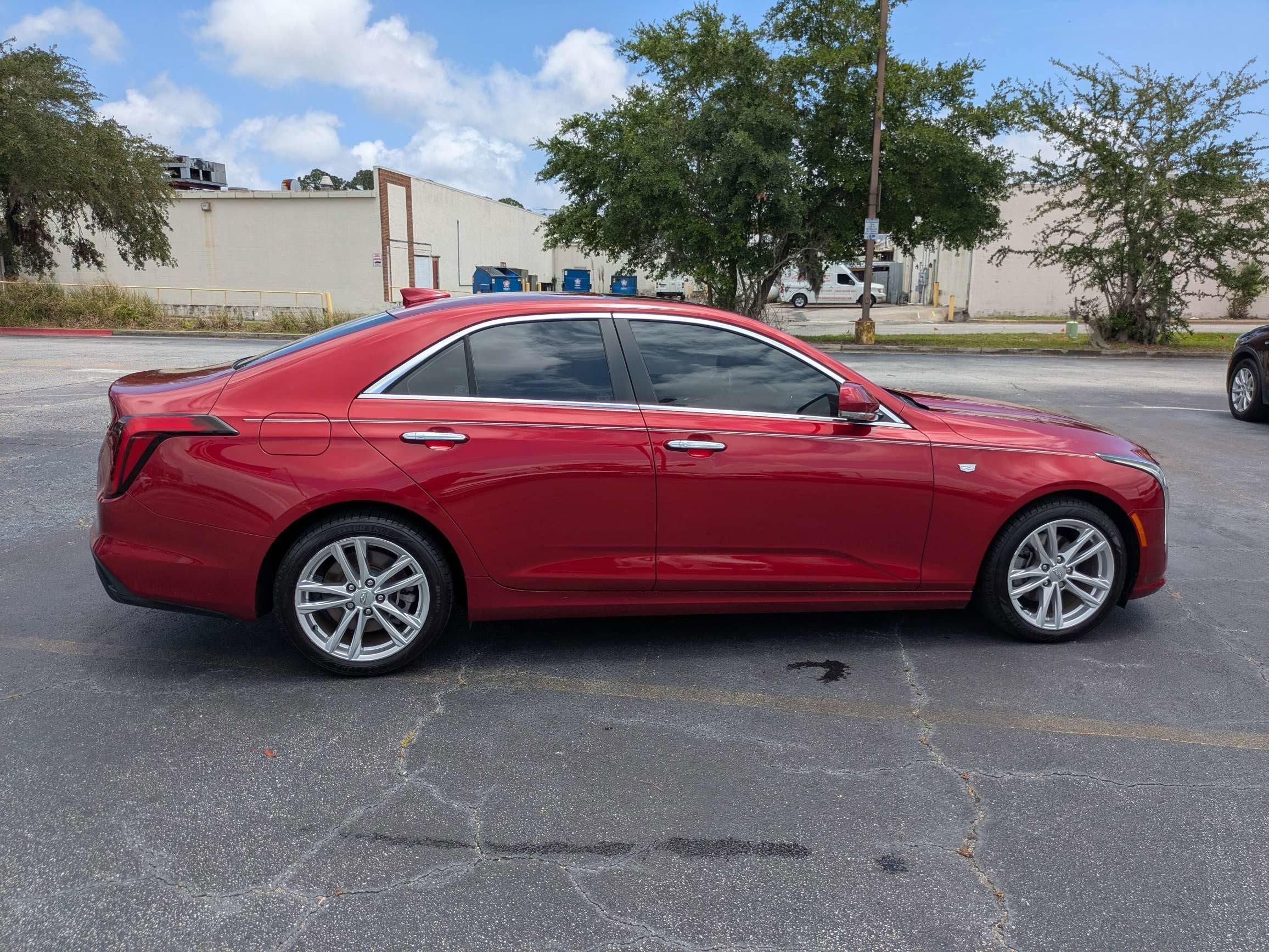 2023 Cadillac CT4 Luxury