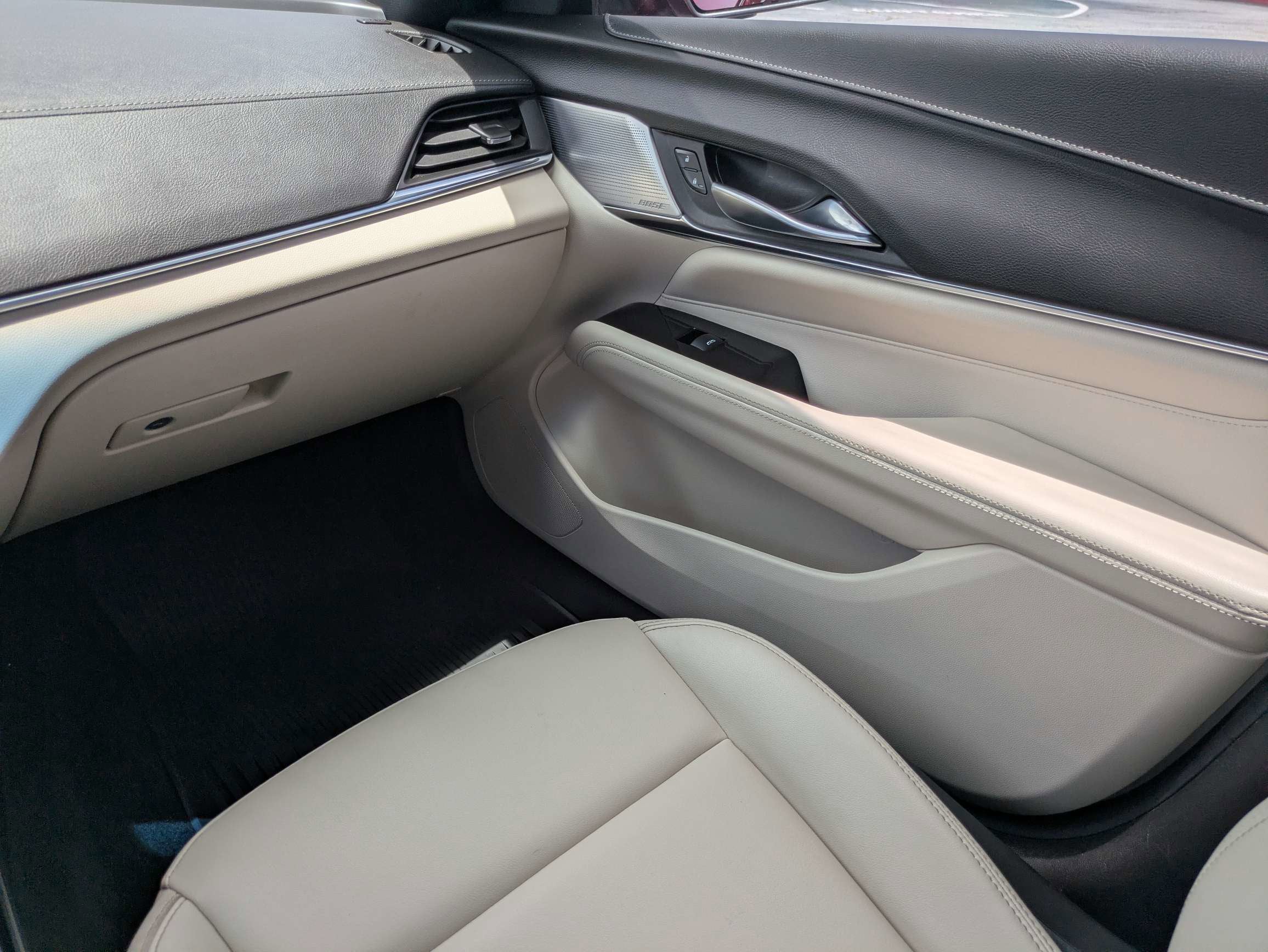 2023 Cadillac CT4 Luxury