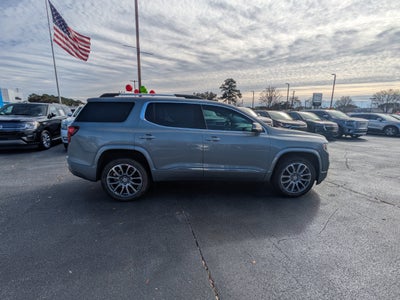 2023 GMC Acadia Denali