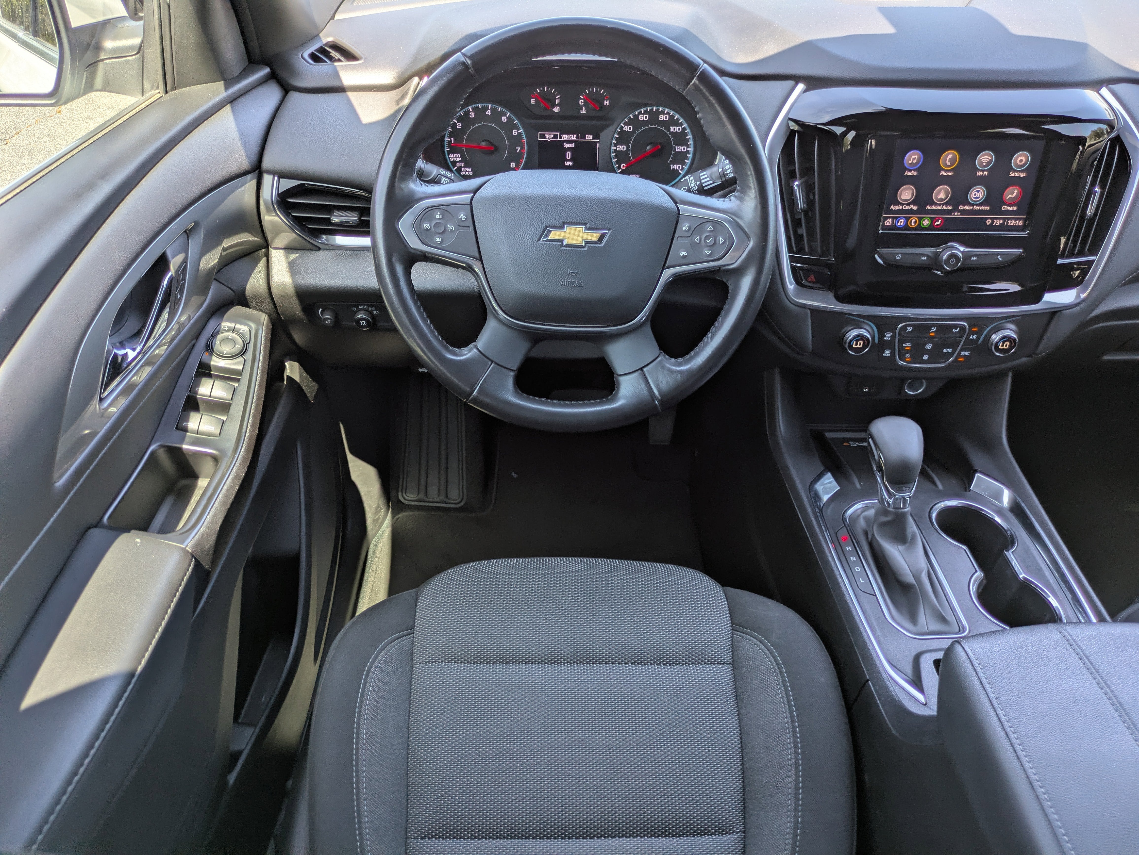 2022 Chevrolet Traverse LT Cloth
