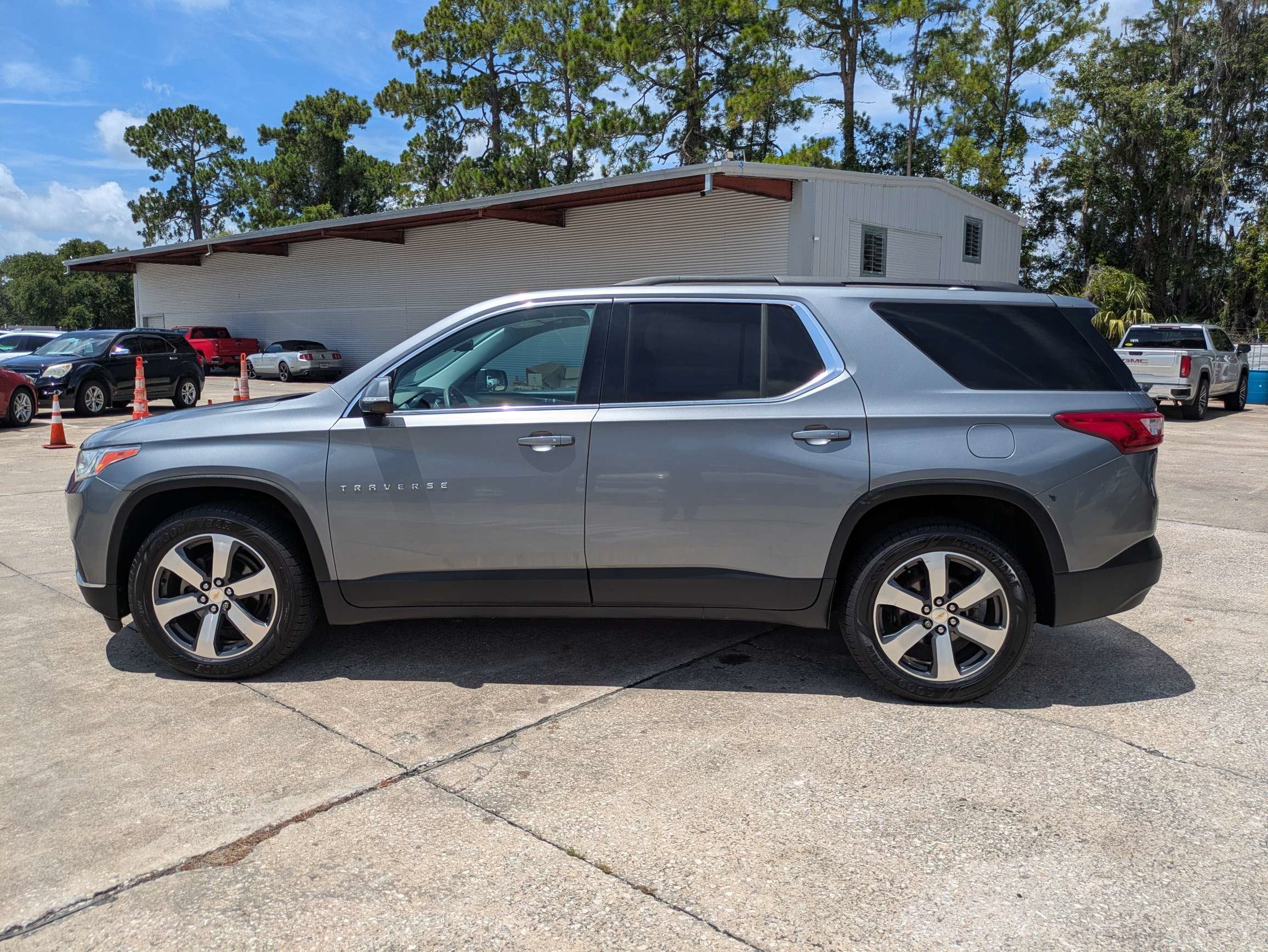 2019 Chevrolet Traverse LT Leather