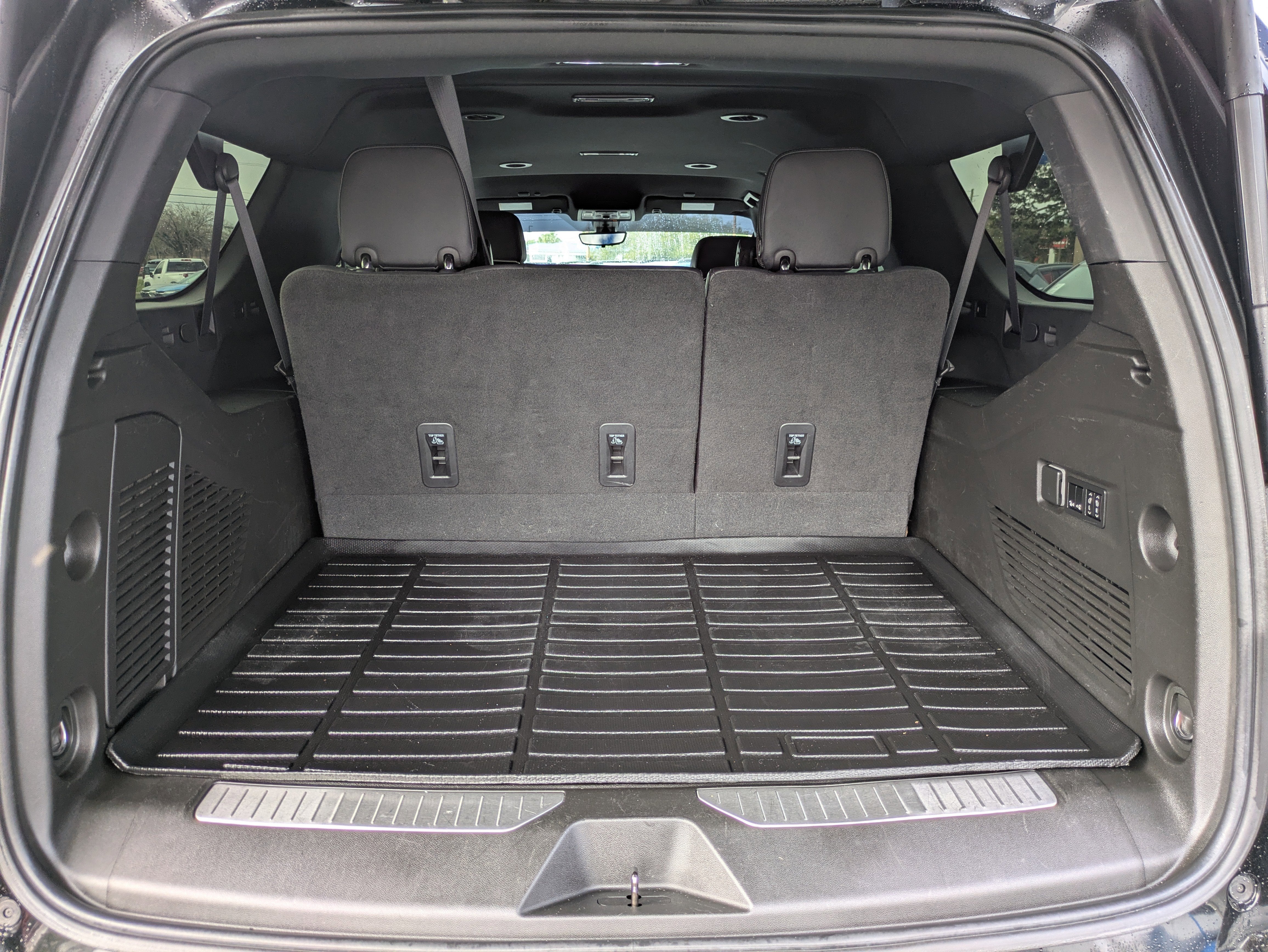 2022 Chevrolet Suburban High Country