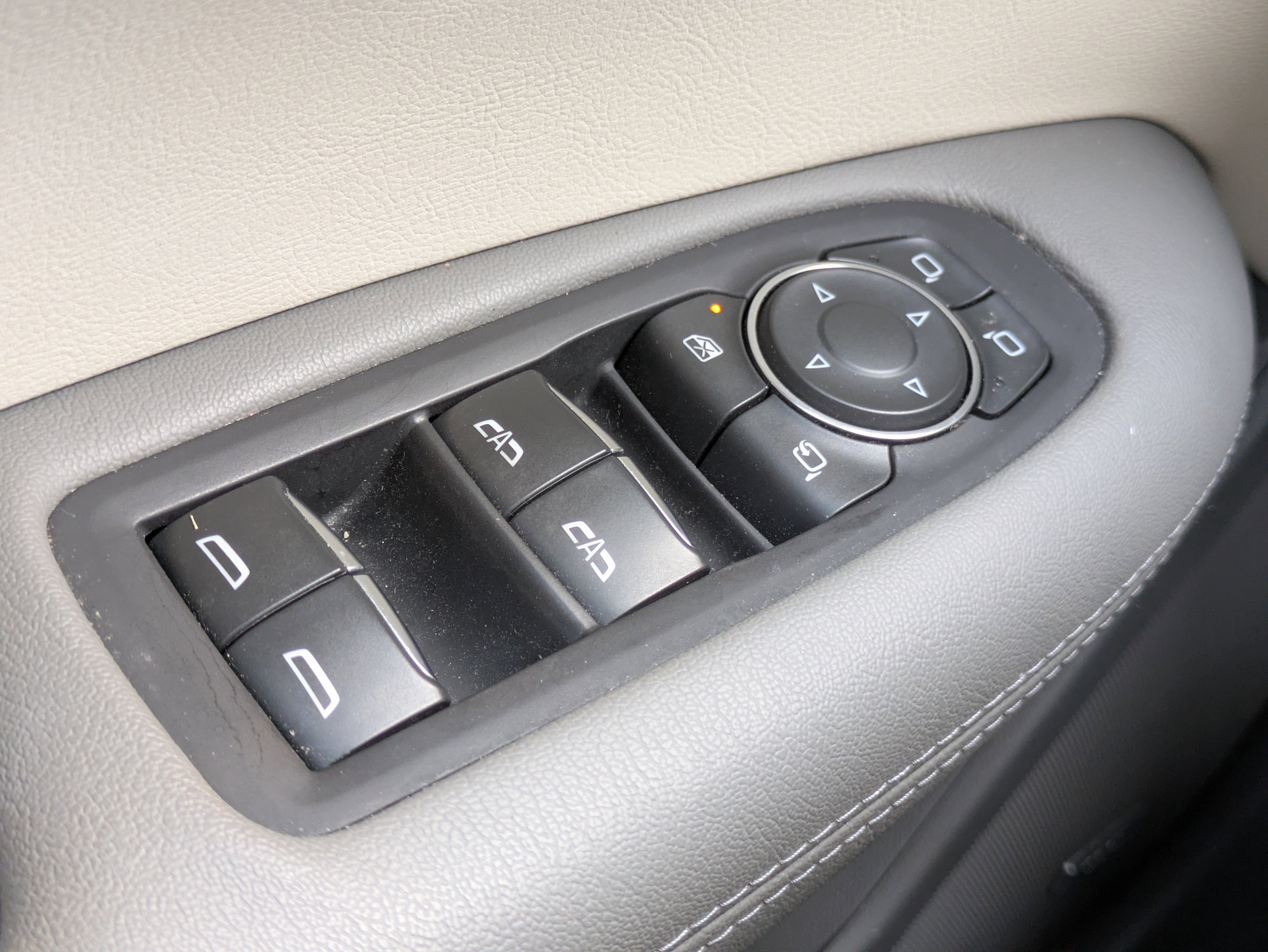 2023 Cadillac XT5 FWD Premium Luxury