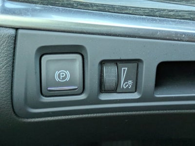 2023 Cadillac XT5 FWD Premium Luxury