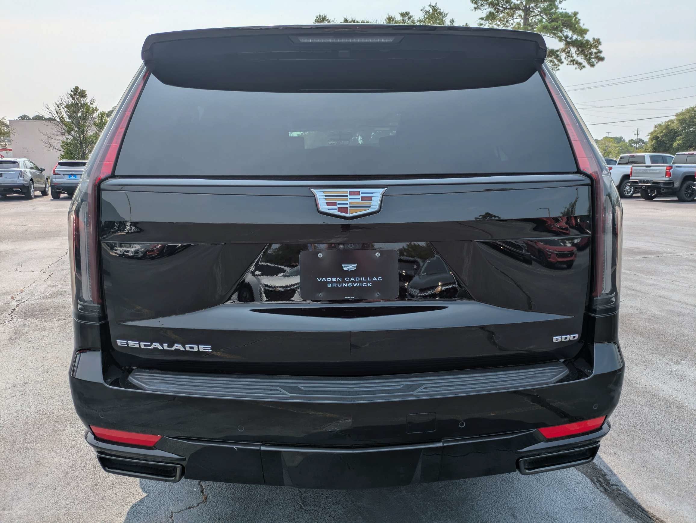 2023 Cadillac Escalade ESV 4WD Sport Platinum