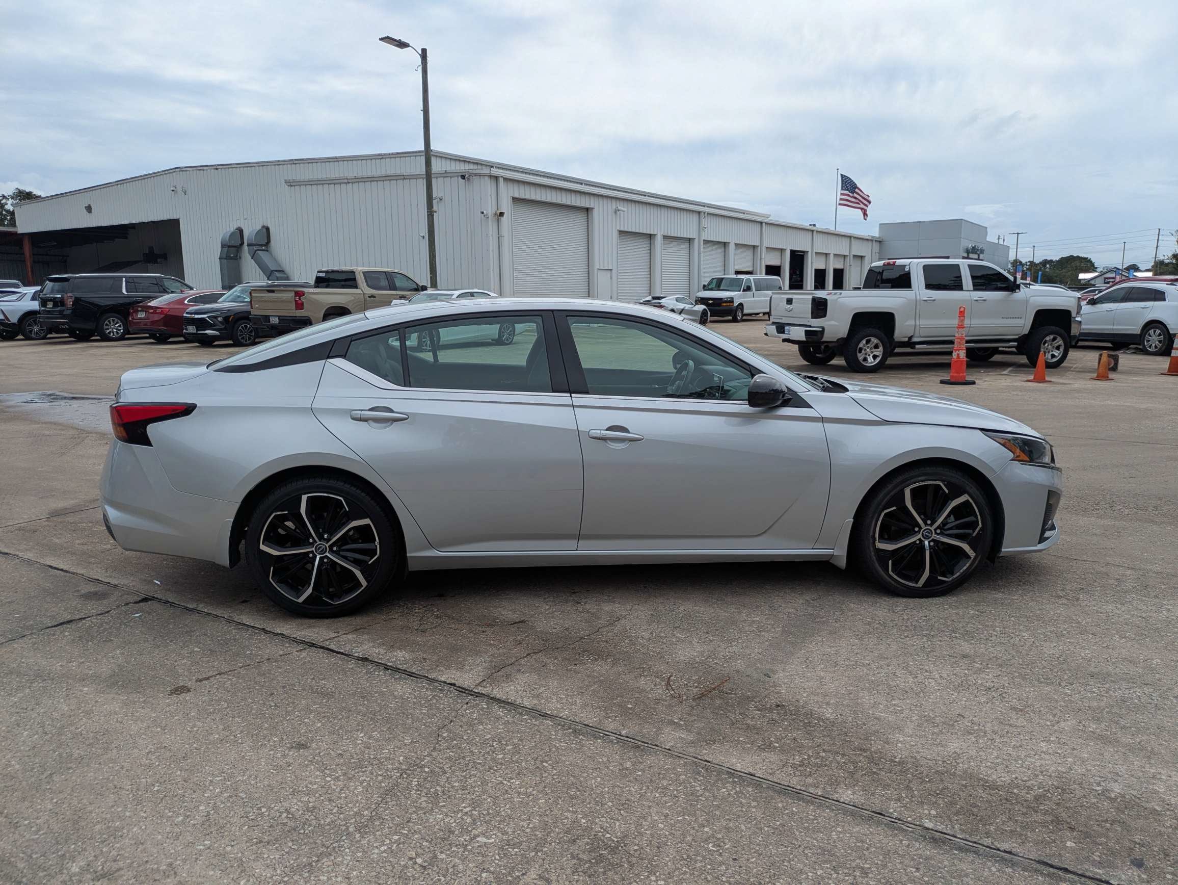 2024 Nissan Altima 2.5 SR