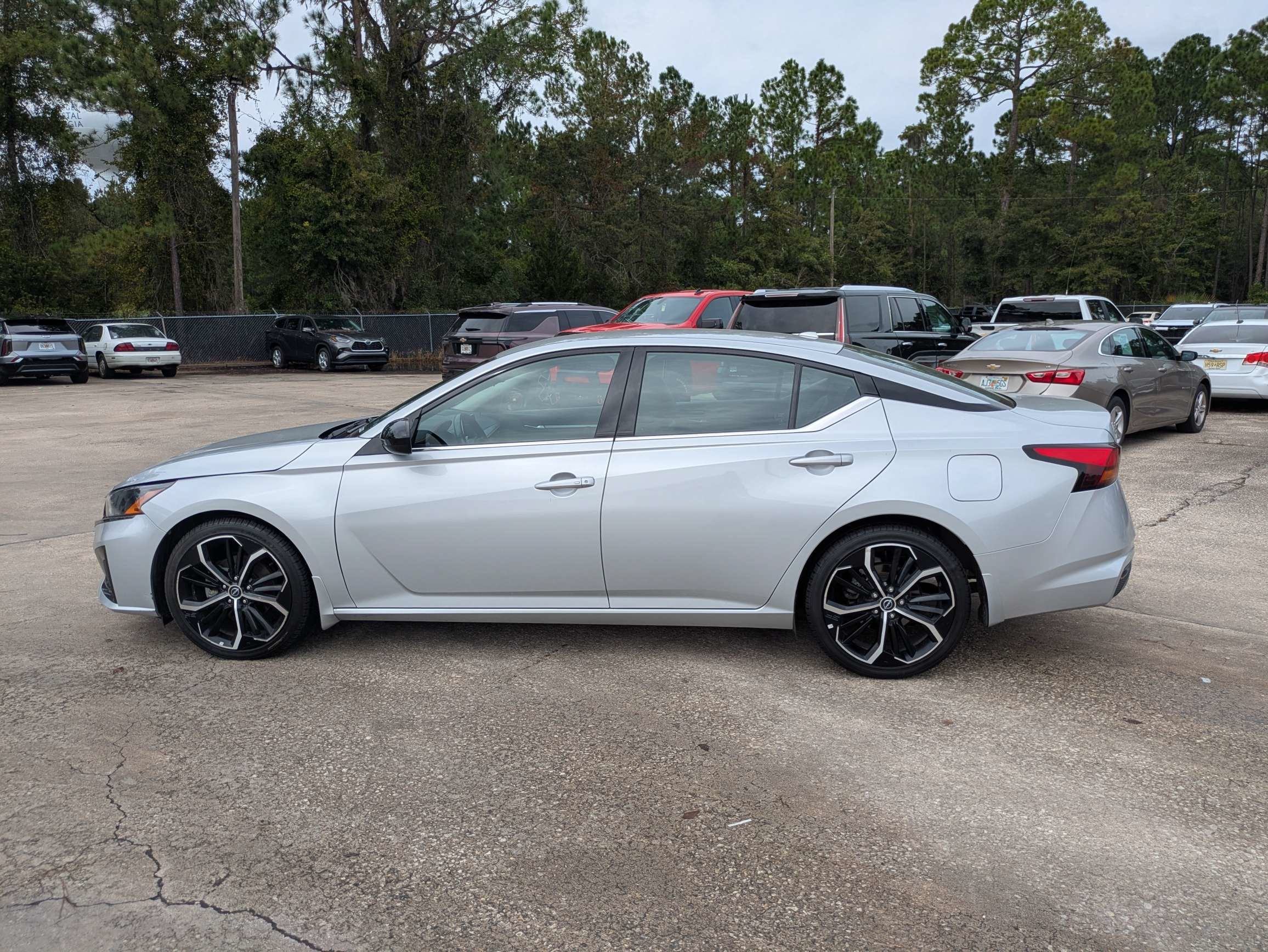 2024 Nissan Altima 2.5 SR