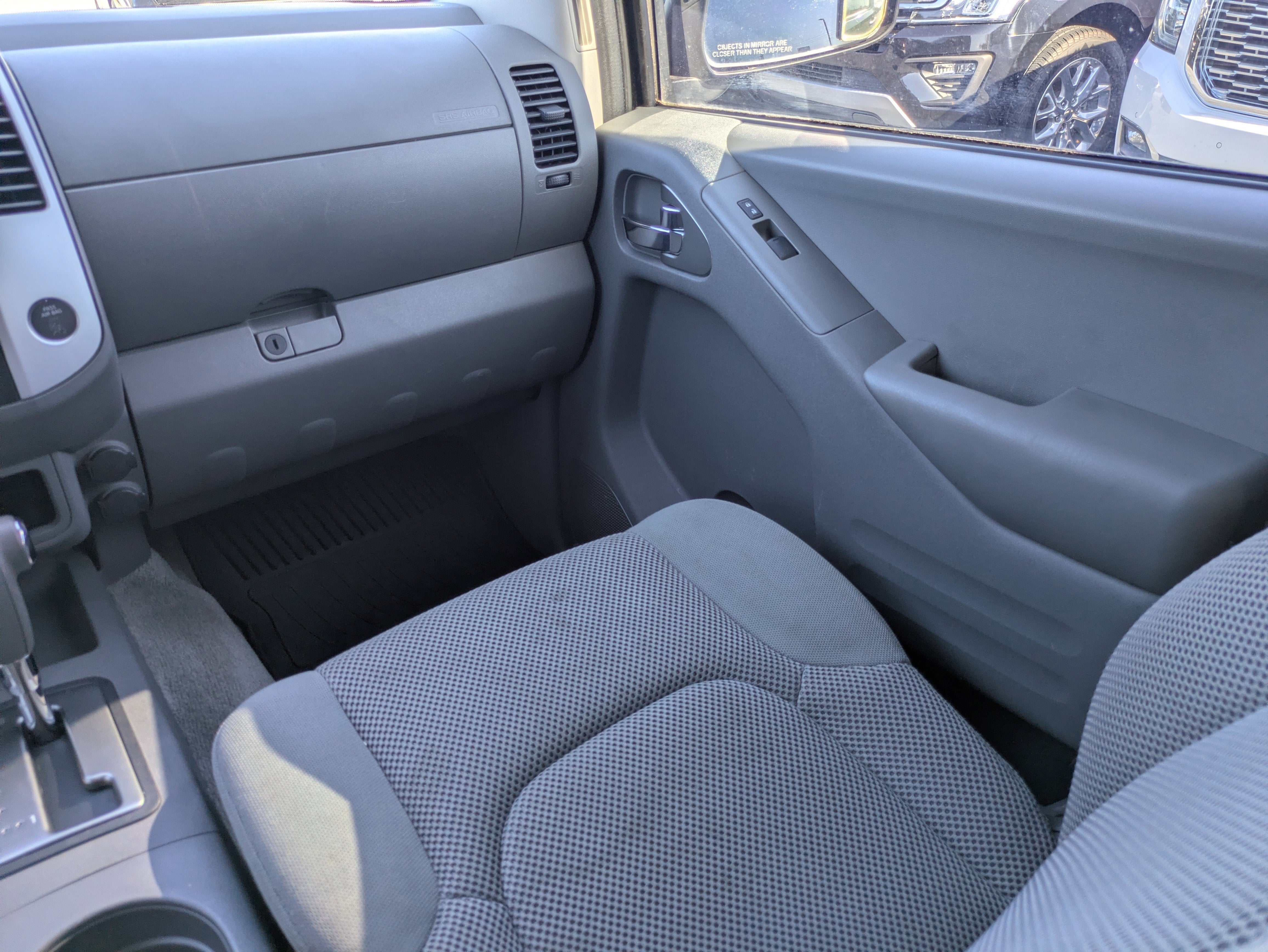 2015 Nissan Frontier SV