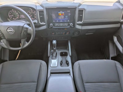 2024 Nissan Frontier SV
