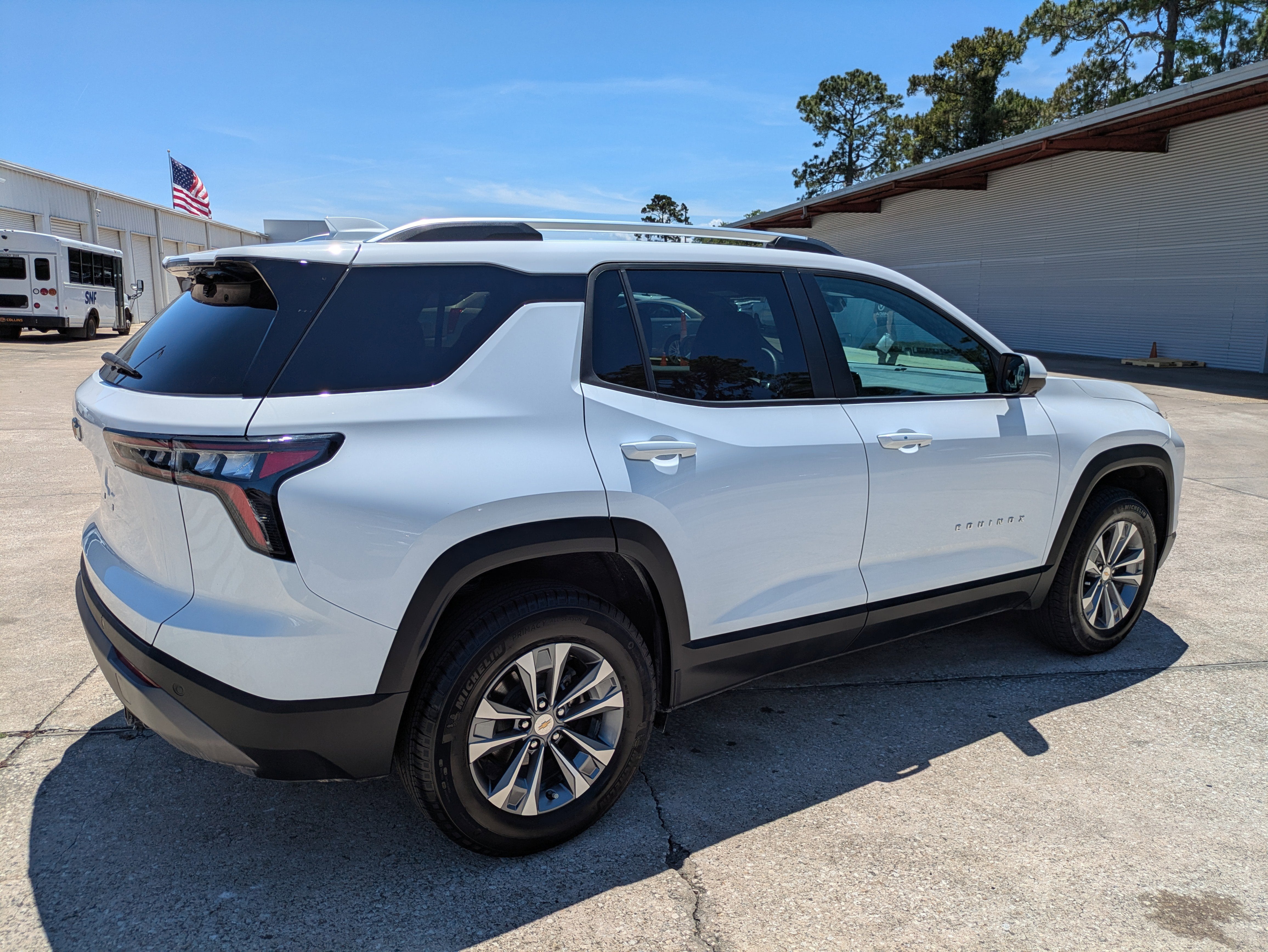 2025 Chevrolet Equinox AWD LT