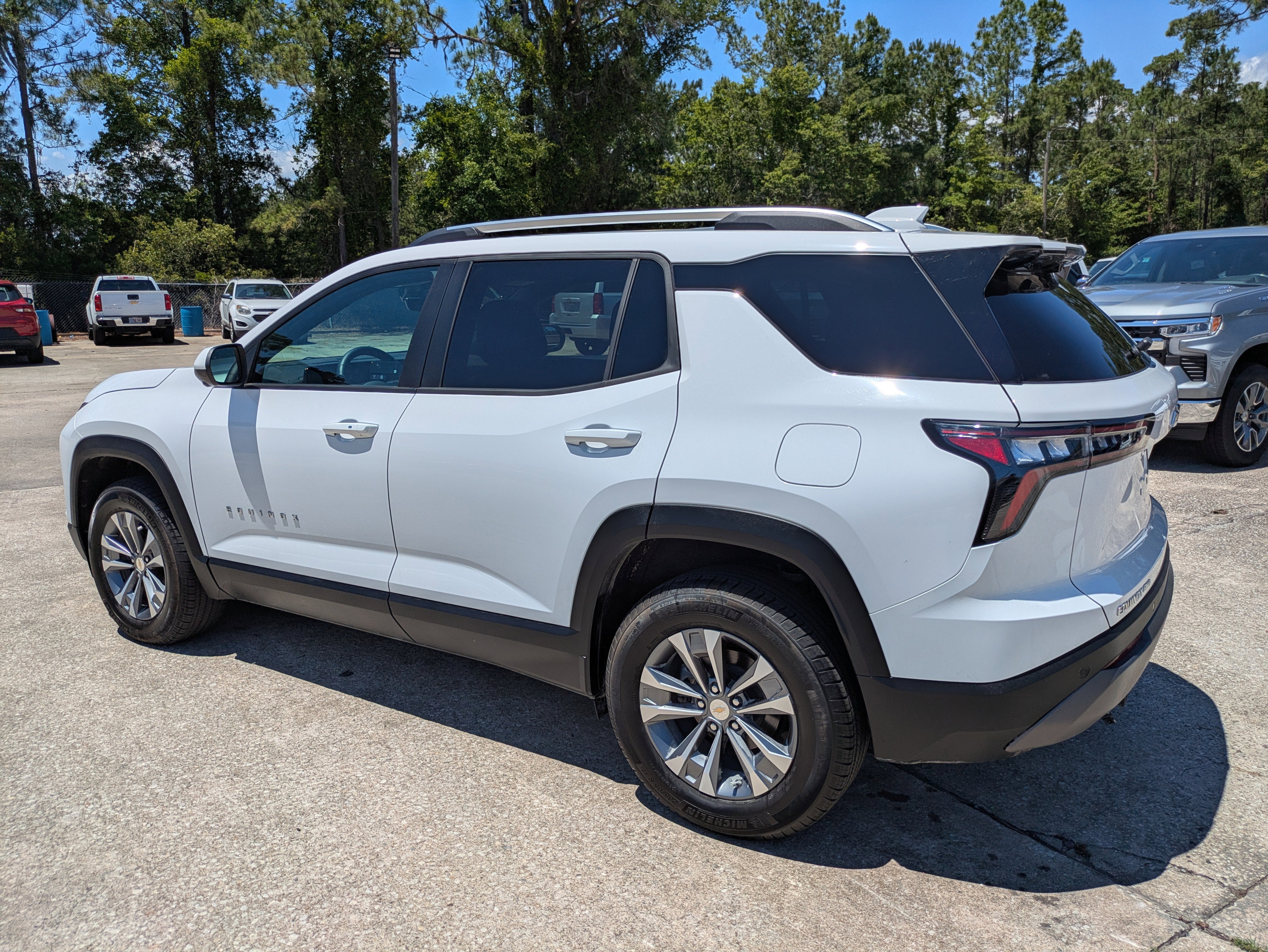 2025 Chevrolet Equinox AWD LT