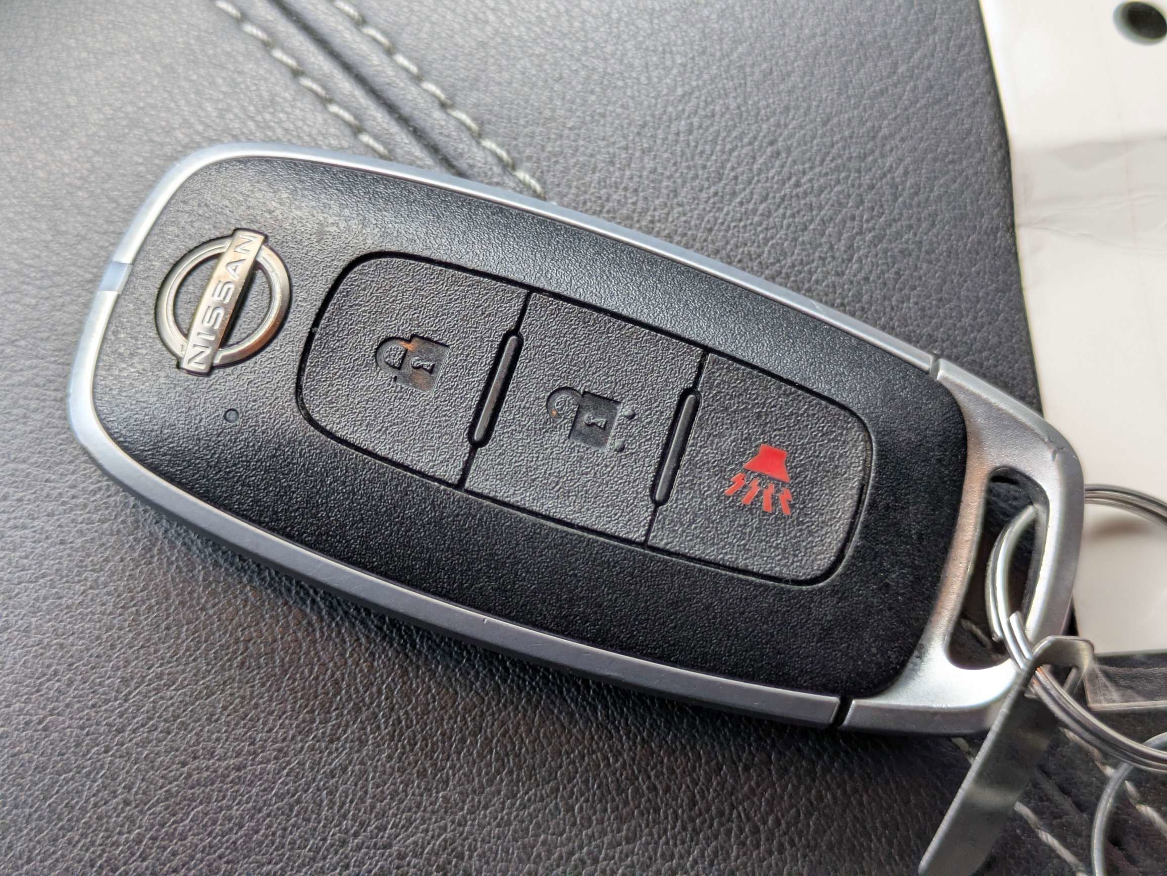 2024 Nissan Pathfinder S