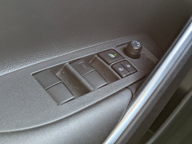 2023 Toyota Corolla Cross L